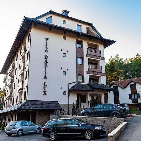 Apratman & Jelena Apartman